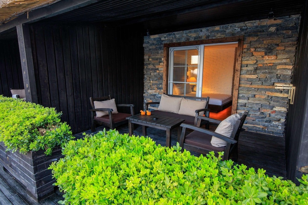 هتل ماناسپارک دلوکس